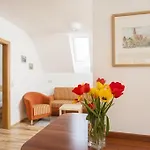 Pensión Winzerhof - Gaestehaus Stoeger