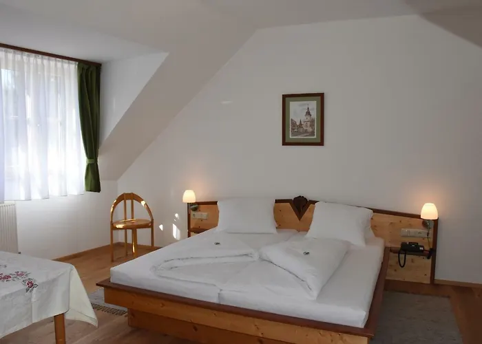 Konukevi Winzerhof - Gaestehaus Stoeger Dürnstein